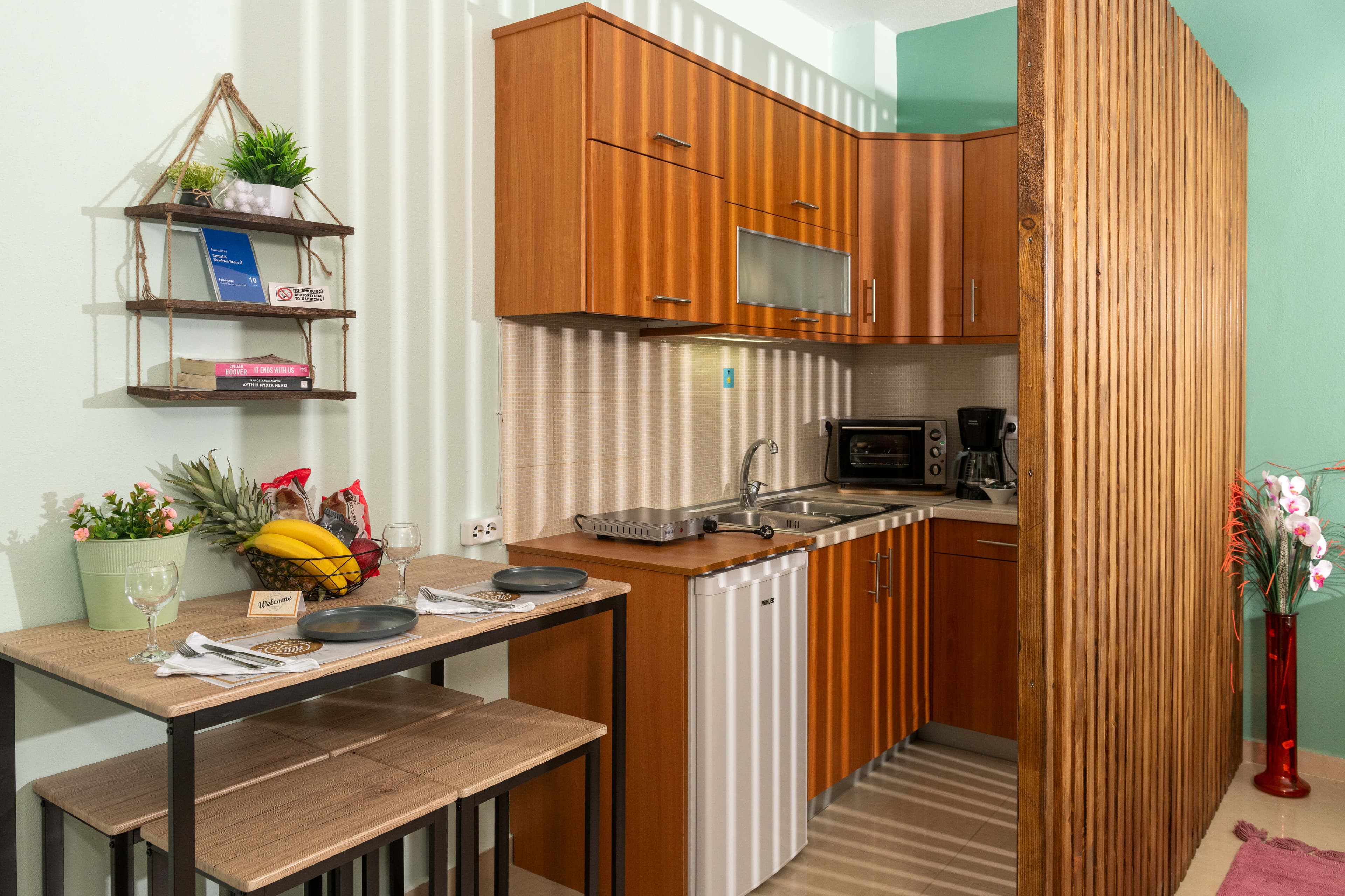 Central & Riverfront Apartment 2 - photo 2